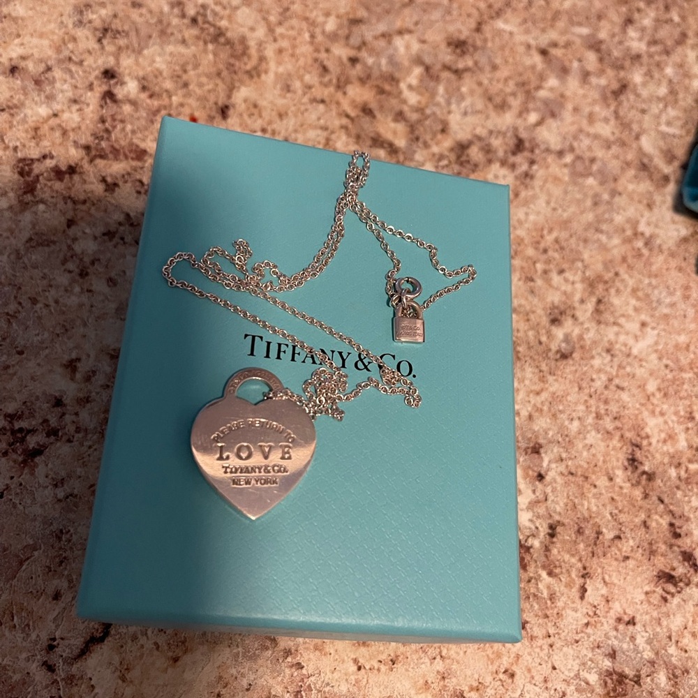 Tiffany Heart 18inch Necklace - Picture 5 of 5